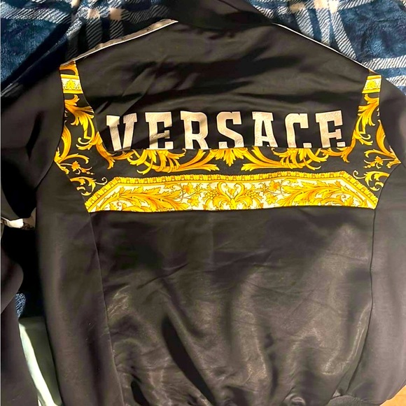 Rare Versace sweater .bought from Neman’s Marcus in Atlanta ..